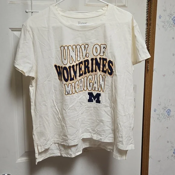 University of Michigan Wolverines T-Shirt NWT - Picture 9 of 9